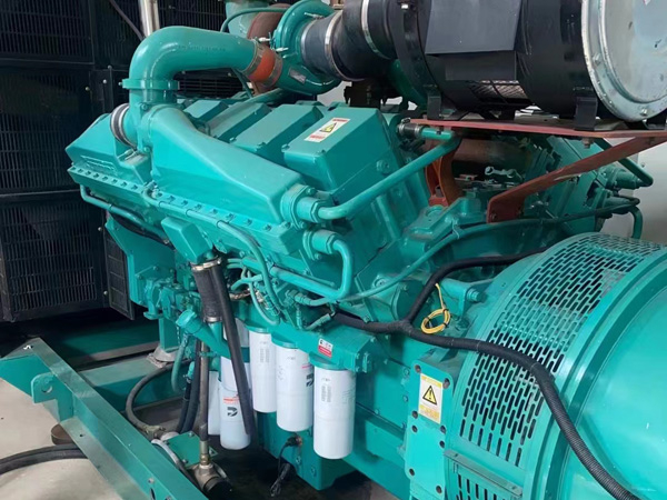 遂溪更换100kW柴油发电机组机油时，需要注意哪些事项？