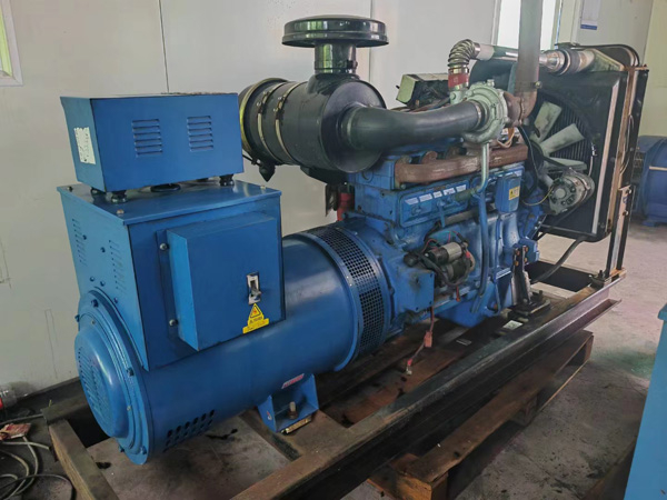 遂溪100kW柴油发电机组使用多级机油有哪些优缺点？